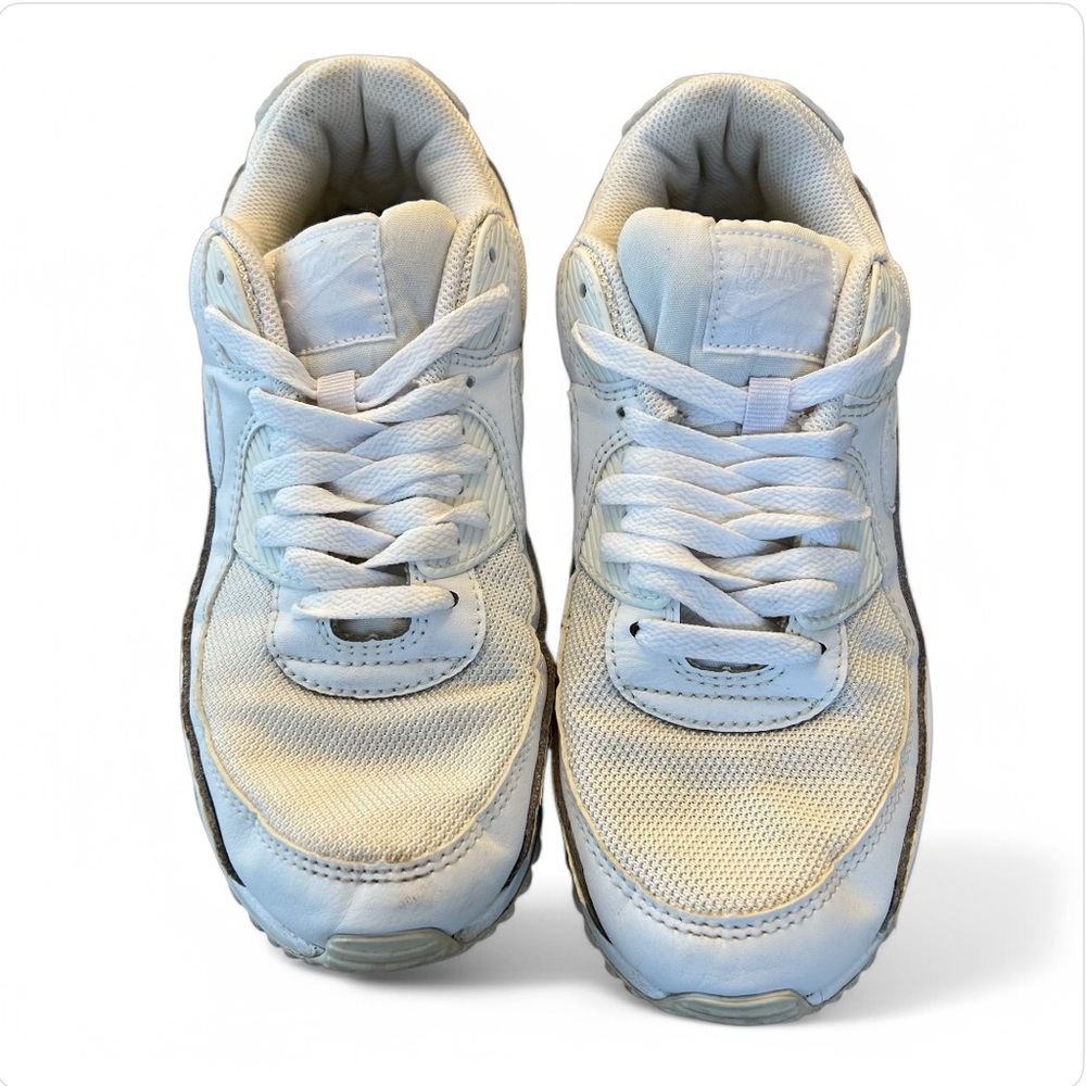 NIKE Air Max 90 Sneakers, White,‎ 9 - Picture 2 of 15